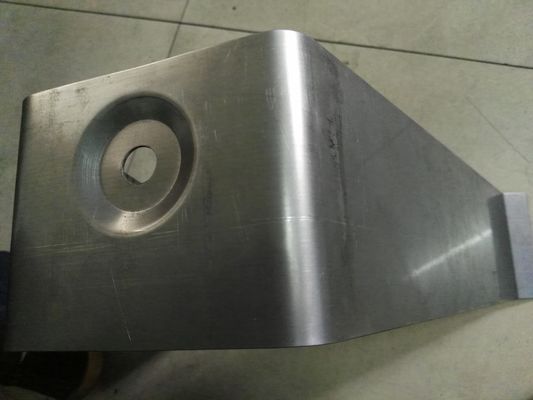 Chapa grande que sella la placa de acero de doblez plegable del metal de proceso con muchos agujeros