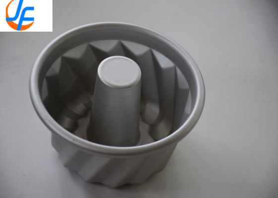 RK Bakeware China Foodservice NSF Glaze Molde para pastel Bundt estriado de aluminio