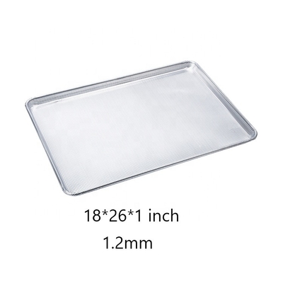 Bandeja de metal perforada de 26 x 18 pulgadas y 1,2 mm Bandeja para hornear plana perforada Bandeja de chapa perforada de aluminio con alambre en el borde